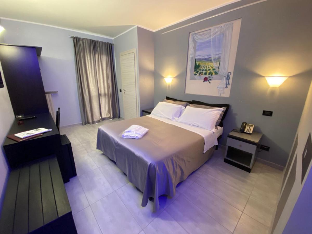 J Hotel Orbassano Buitenkant foto