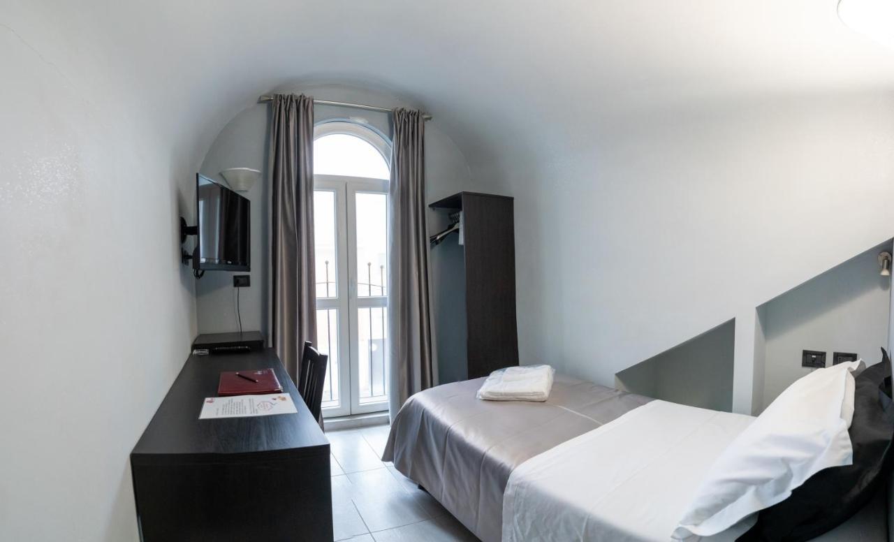 J Hotel Orbassano Buitenkant foto