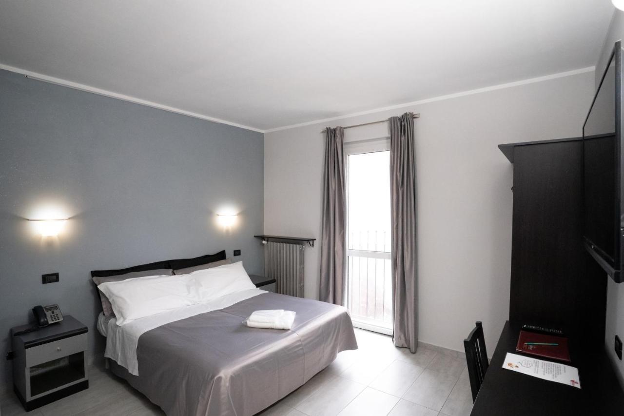 J Hotel Orbassano Buitenkant foto