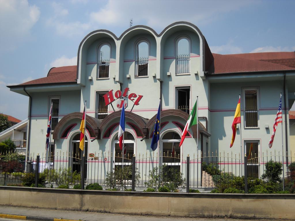 J Hotel Orbassano Buitenkant foto
